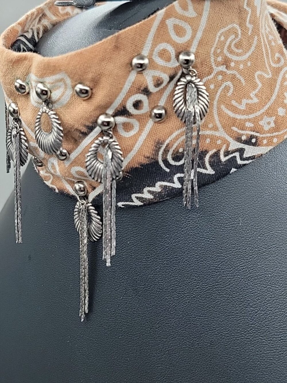 Dannijo Bandana Necklace Black Brown Print Silver Studs Fringe Boho Festival - Picture 5 of 13